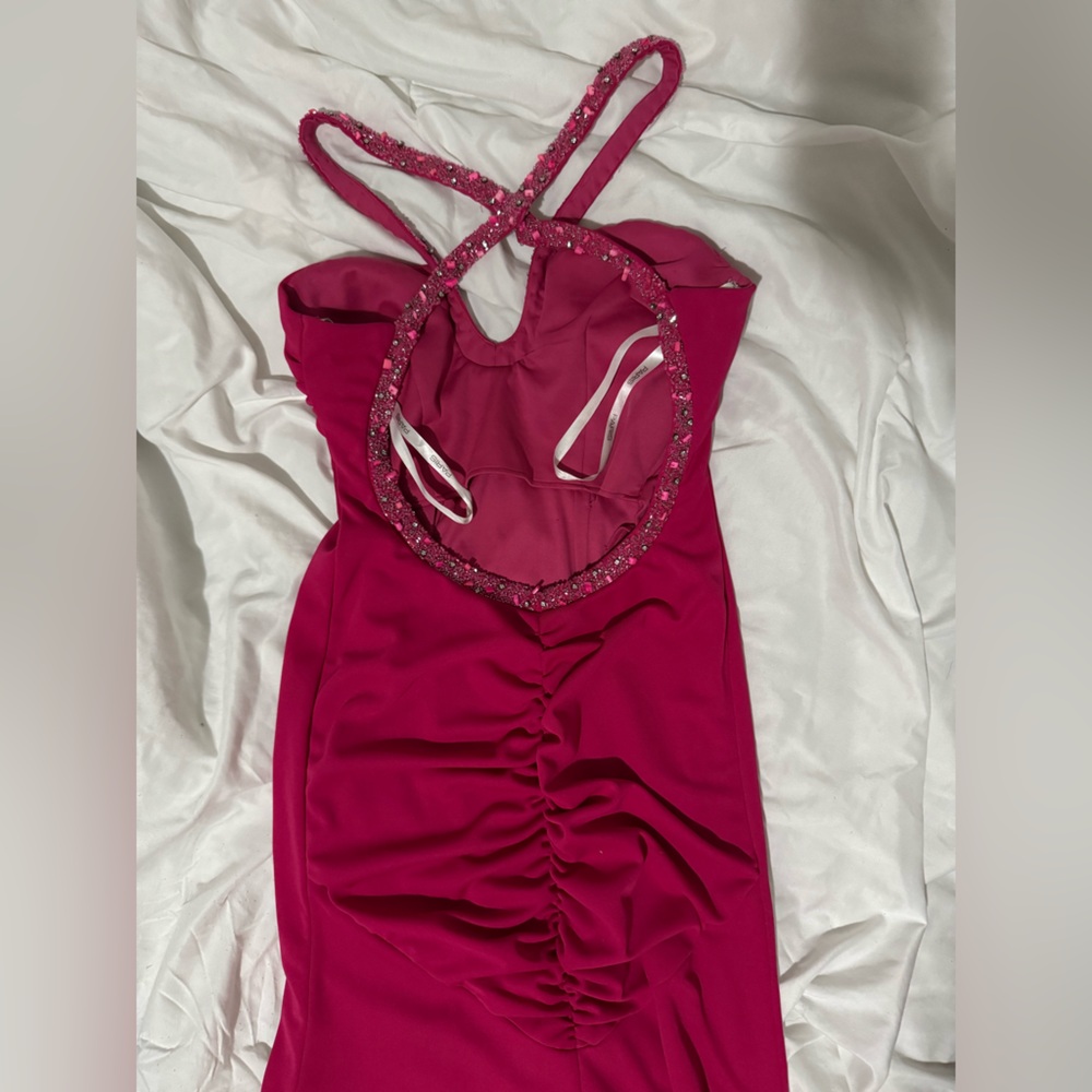 Pink Gown - Picture 4 of 4